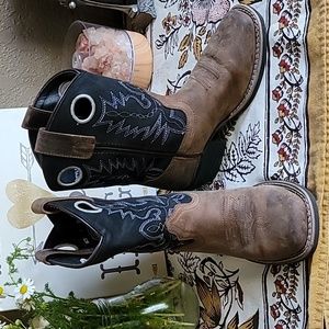 Cody James boots